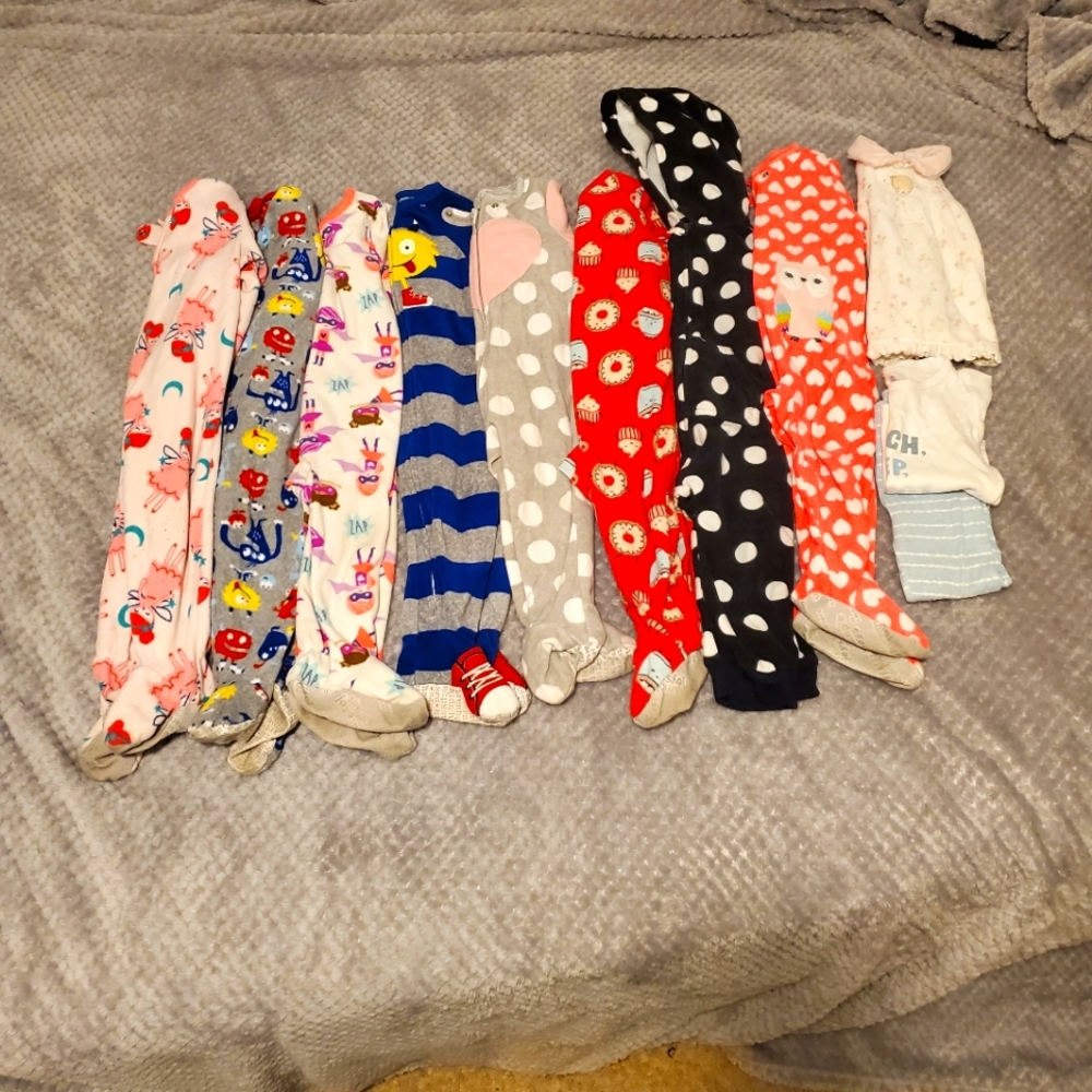 Lot of Baby girl pijamas 18 Months